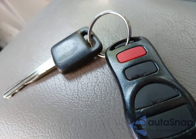 1N4AL11D56C261849: 42853740