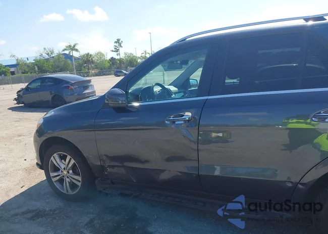 4JGDA5HB1DA216825: 42854942