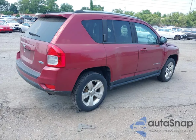 1C4NJCEA1CD526155: 42855211