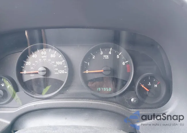 1C4NJCEA1CD526155: 42855211