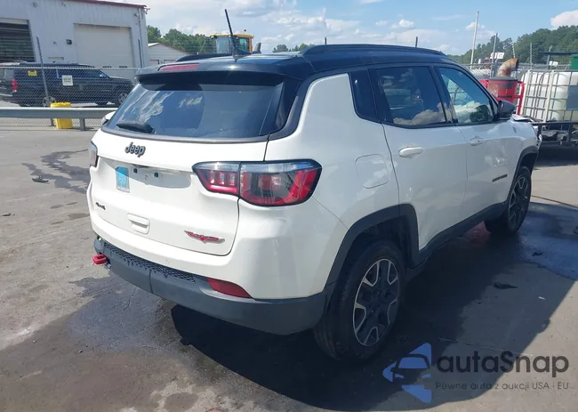 3C4NJDDB9KT759810: 42854681