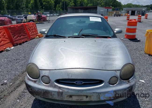 1FAFP52U7WA175888: 42854687