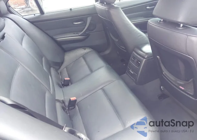 WBAVB33516KR80745: 42854762