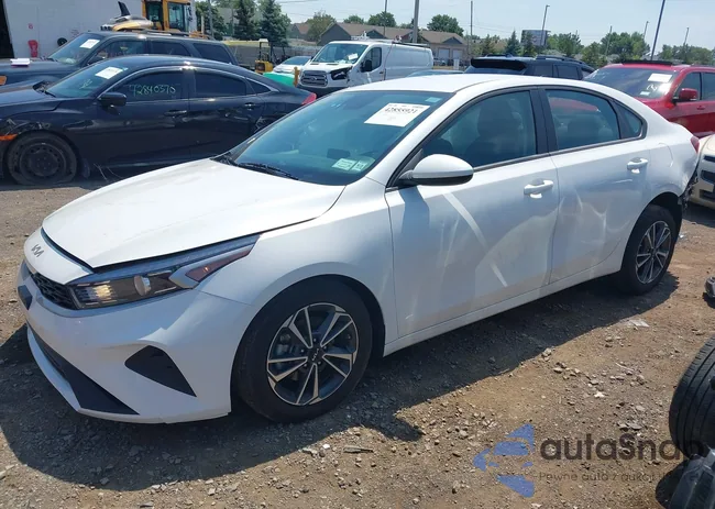 3KPF24ADXRE696092: 42855921