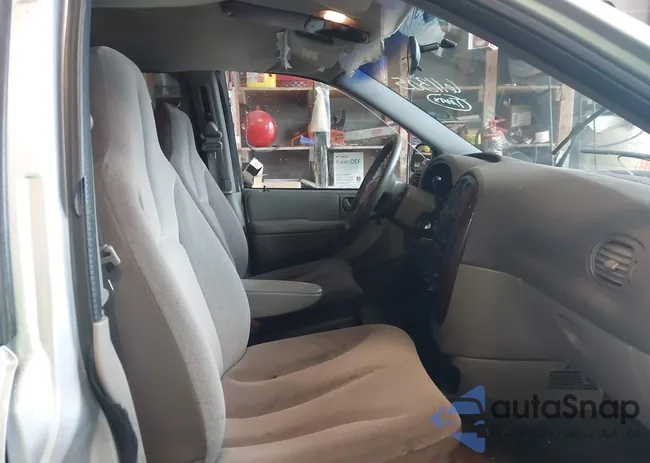 2C4GP34362R611305: 42856043