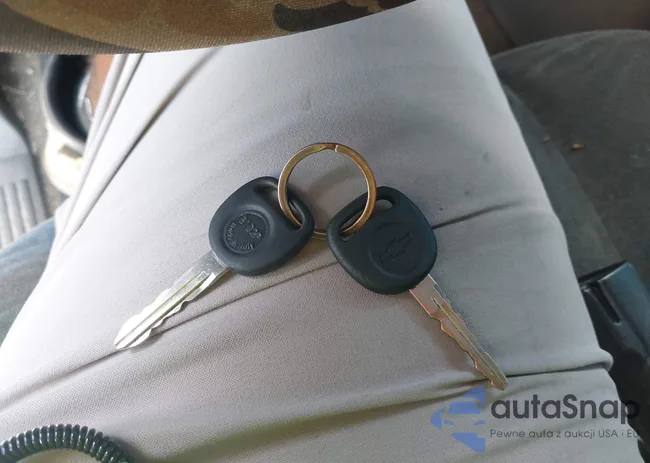 2GCEC19V141175496: 42856342