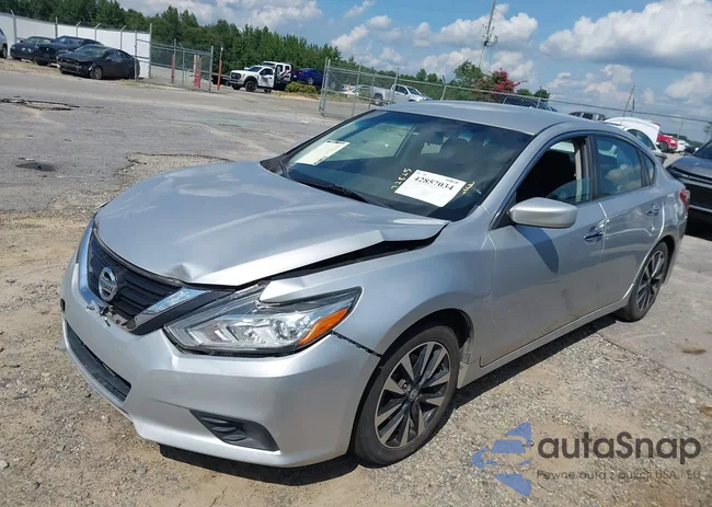 1N4AL3AP7JC245506: 42857034