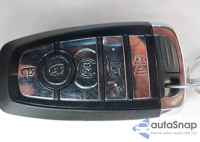 5LM5J7WCXLGL09704: 42857333