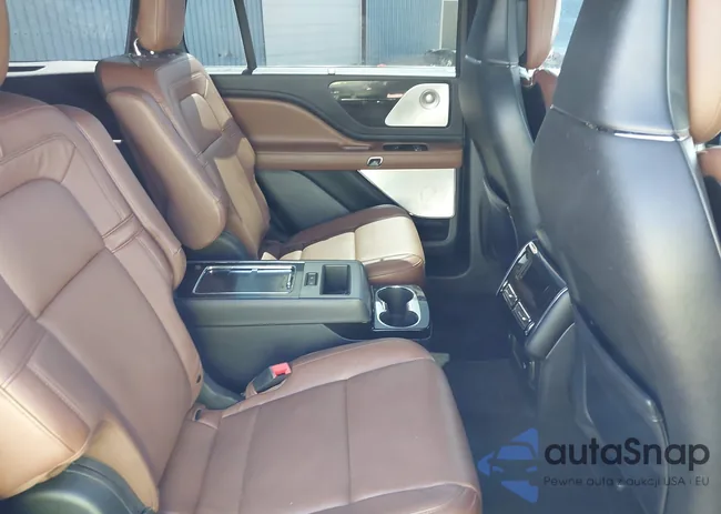 5LM5J7WCXLGL09704: 42857333