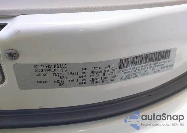 2C4RC1FG3JR125915: 42856572