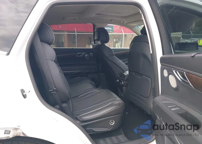 KMUHCESC2MU064597: 42856608