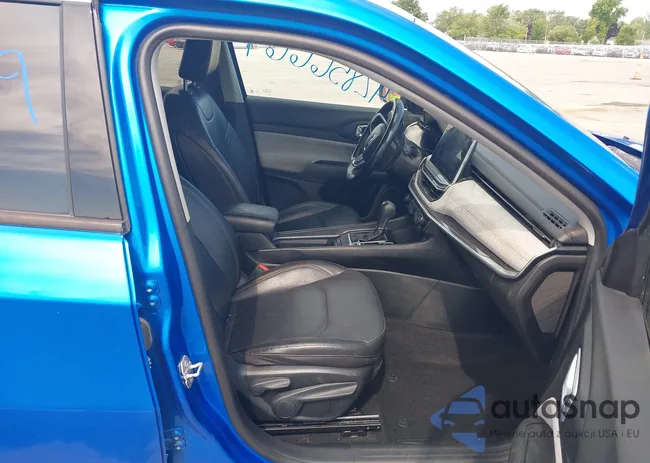 3C4NJDFB1NT142337: 42856669