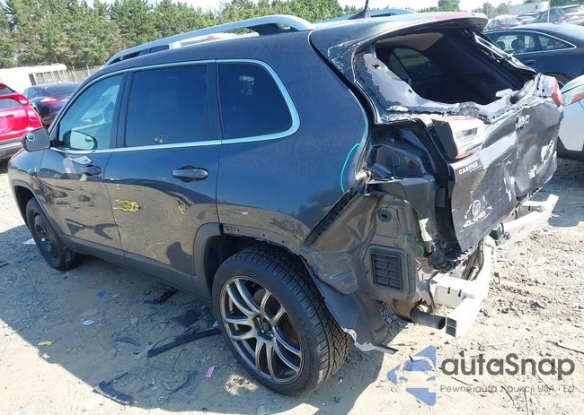 1C4PJMCS7HW585135: 42856708