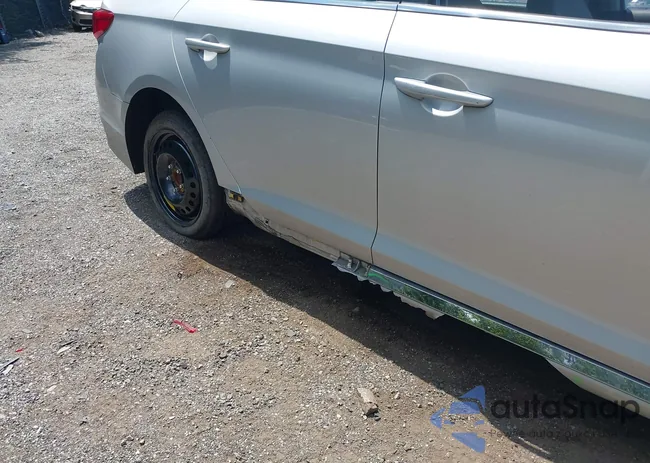 5NPE34AF4HH440051: 42858034