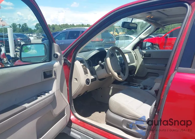 1FMCU0D78BKA36501: 42858050