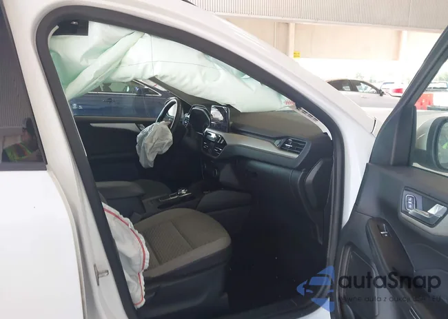 1FMCU0G68MUA92092: 42858129