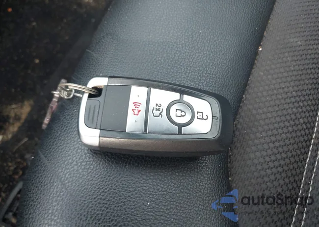 3FA6P0LU3HR232727: 42857523