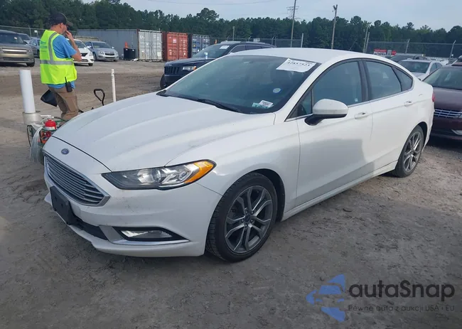 3FA6P0LU3HR232727: 42857523