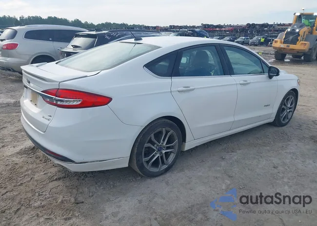 3FA6P0LU3HR232727: 42857523