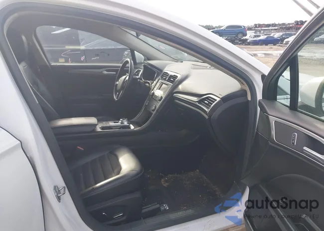 3FA6P0LU3HR232727: 42857523