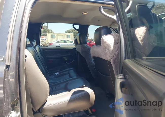 1GCHC23U94F195779: 42859035