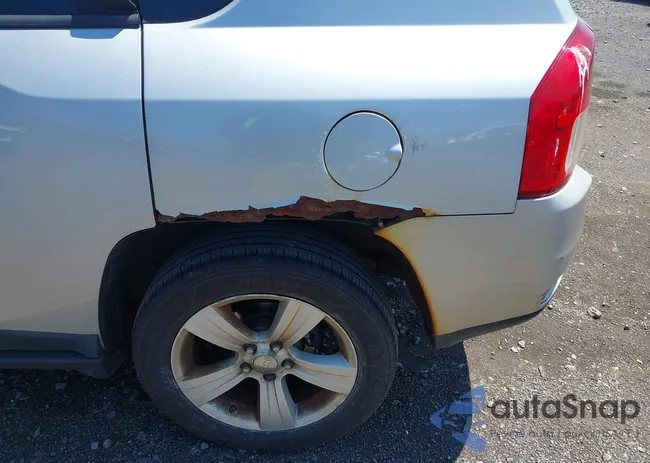 1J4NF1FB2BD218224: 42859051