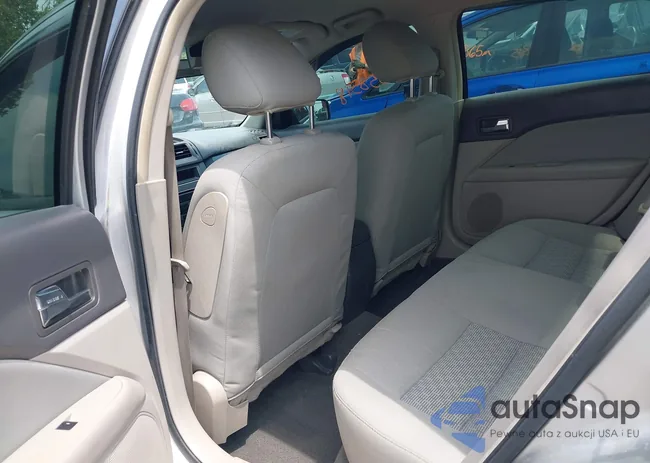 3FAHP0GA2AR415101: 42858518