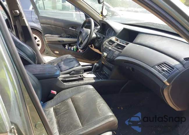 1HGCP26809A058300: 42858581