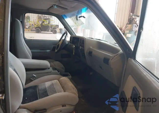 1FTCR14T4LPB56101: 42858729