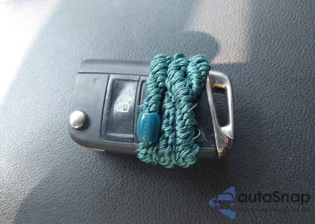 3VV2B7AX7KM070779: 42859899