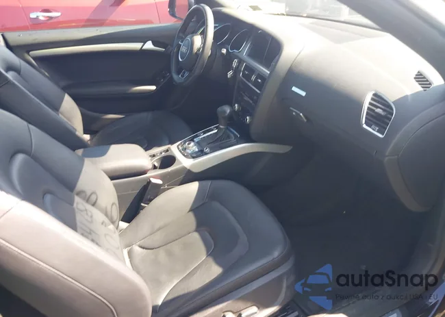 WAULFAFH2DN003700: 42860026