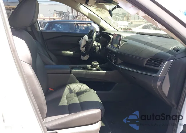 5N1BT3BA3RC709858: 42860204