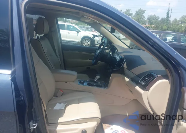 1C4RJFCG1KC688771: 42860315