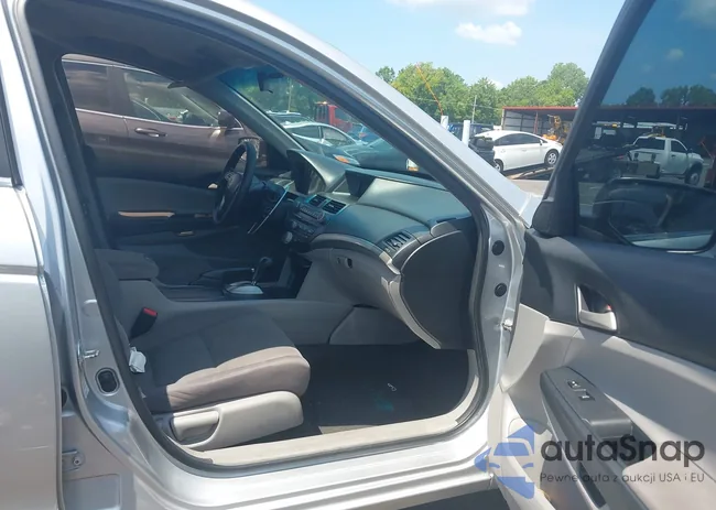 1HGCP2F32CA076891: 42859486