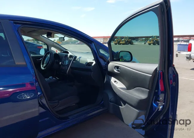 1N4BZ0CPXHC311717: 42859570