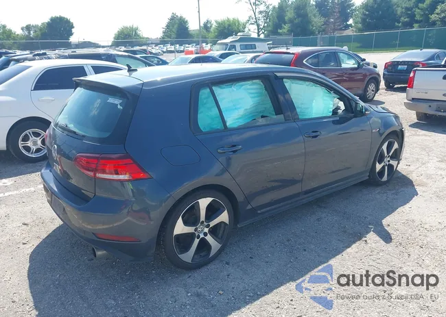 3VW547AU1JM290507: 42859611