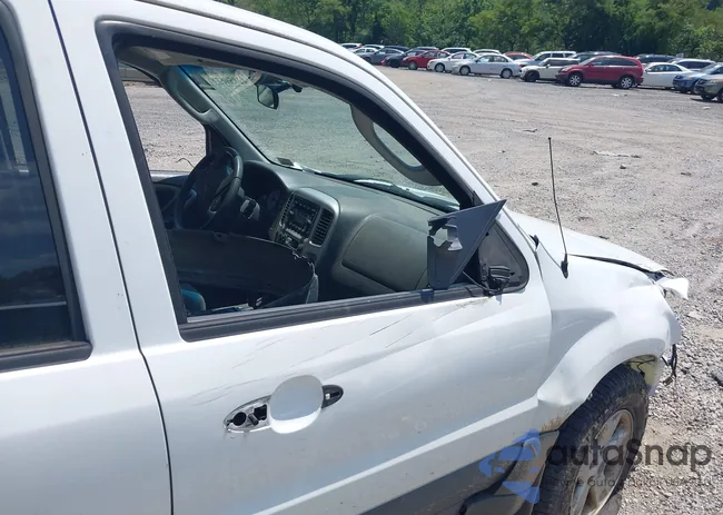 1FMYU93195KB75502: 42859631