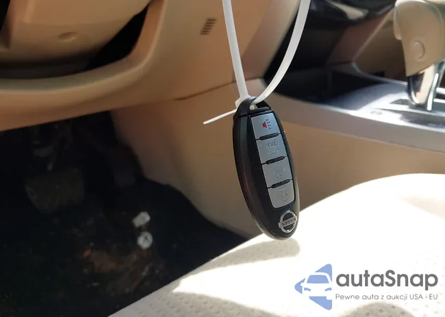 1N4AL3AP5FC117174: 42861053