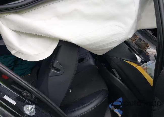 KMHTC6AD3GU289057: 42861058