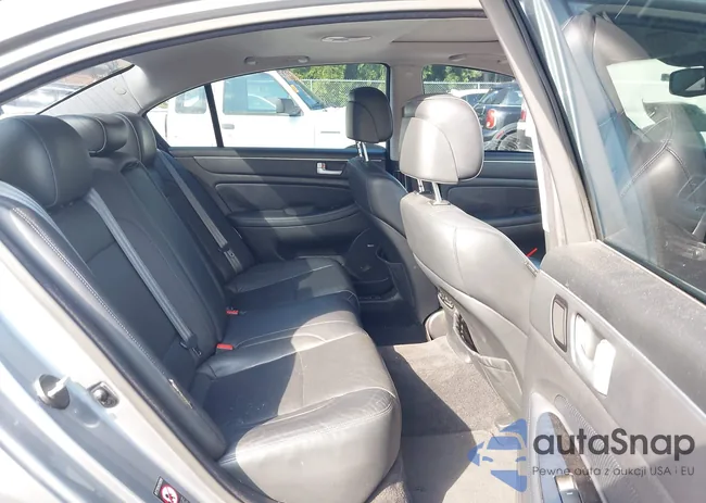 KMHGC4DH8EU264849: 42861153