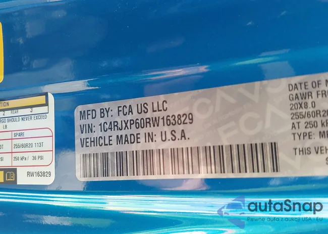 1C4RJXP60RW163829: 42860598