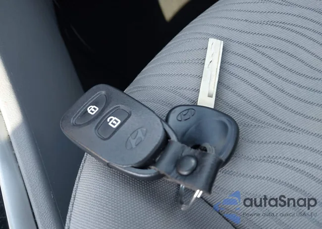 KMHCU4AE7EU766404: 42861876