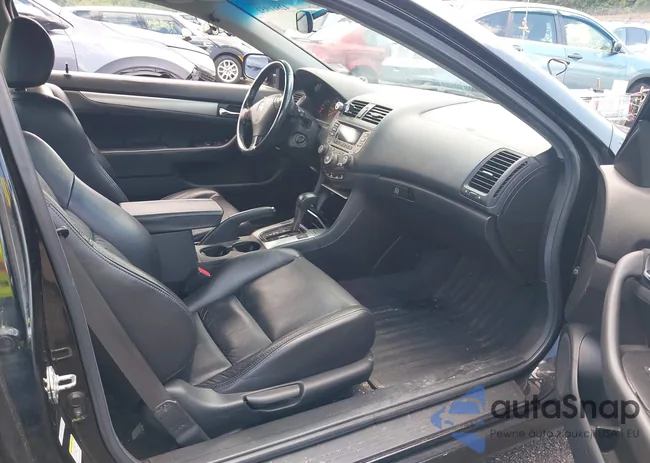 1HGCM72607A018497: 42861952