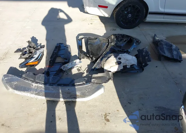 JN8BT3DD4PW308427: 42861981