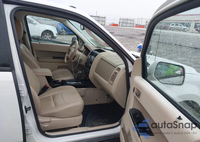 1FMCU0EG6AKB31264: 42862074