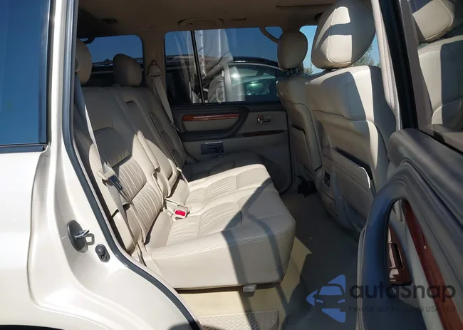 JTJHT00W833528870: 42862272