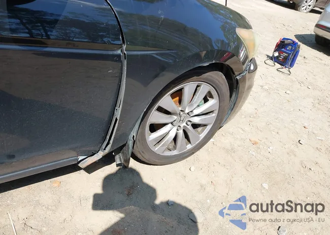 1HGCP2F86BA059649: 42862297