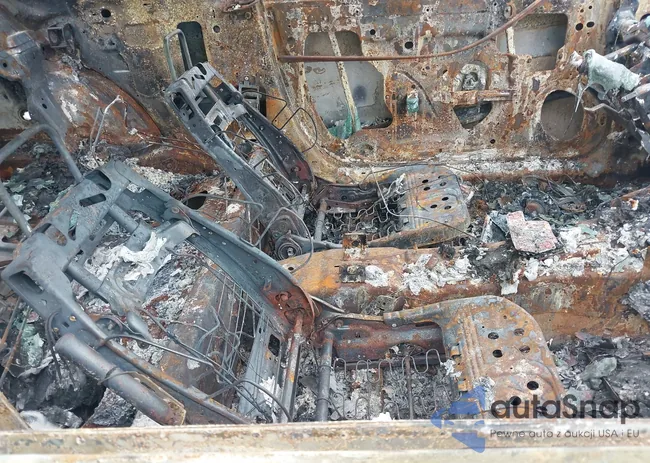 2C3CDZJG3NH181961: 42862330