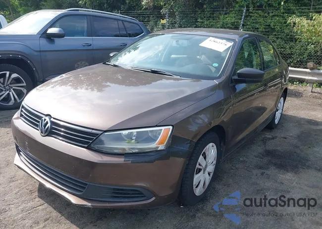 3VW2K7AJ3BM381679: 42862378