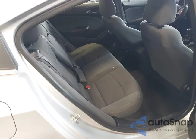 1G1BE5SM9K7140705: 42861442